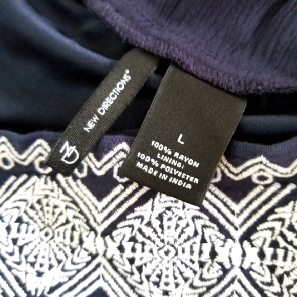 NEW Directions L blue embroidered maxi skirt - Picture 8 of 9